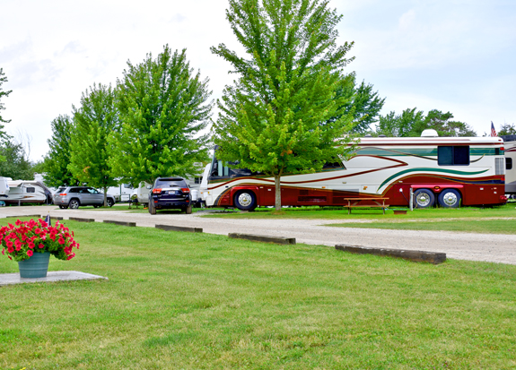 Waterways Campground of Cheboygan Michigan | Northern MI Campground | Cheboygan Campground